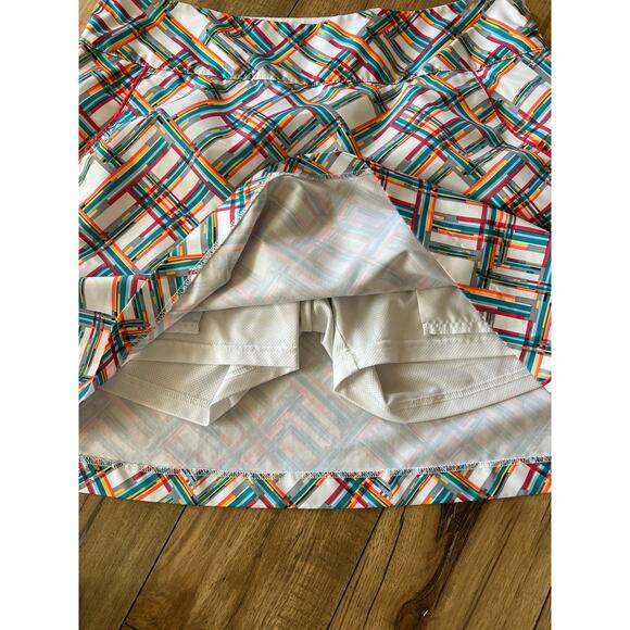 Adidas size 8 colorful golf skort - Picture 2 of 5
